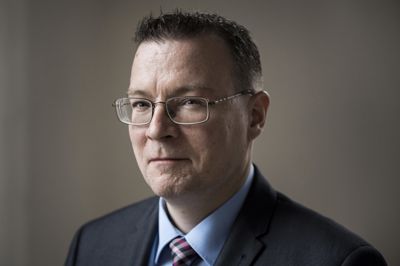 Kenneth Kristensen Berth sad i Folketinget for Dansk Folkeparti fra 2015 til 2019. Nu får han ansvaret for både partiets sekretariat på Christiansborg og landsorganisation.