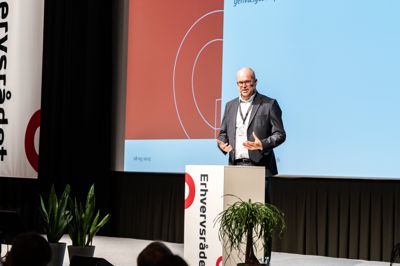 Lars Breinholdt Andersen var blandt andet på talerstolen til Erhvervsrådet Herning & Ikast-Brandes generalforsamling i 2025.