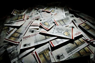 Om bare et par uger bliver 1000-kronesedlerne og alle typer af sedler fra 1944, 1952, 1972 og 1997 værdiløse. De kan indleveres inden 31. maj.