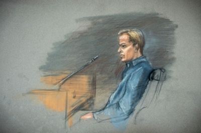 En skitse af Marius Borg Høiby under retssagen mod ham i februar.