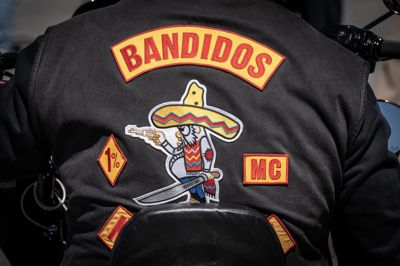 Den danske motorcykelklub har lukket et kamerahold inden døre, og det er der kommet en serie på seks afsnit ud af. Den kan ses på HBO Max.