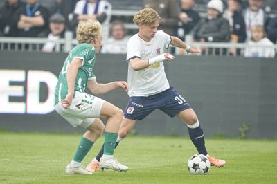 19-årige Frederik Emmery spillede en afgørende rolle, da AGF fejrede mesterskabet med en sejr over Viborg.