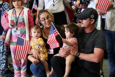 Billede fra maj 2025 i Virginia viser nogle af de første sydafrikanere, der under Trumps flygtningeloft fik status som flygtninge i USA, efter at det blev vurderet, at de var mål for racemæssig diskrimination.