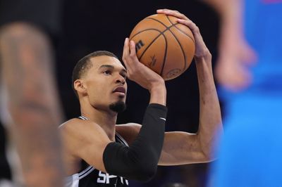 Victor Wembanyama scorede 41 point for San Antonio Spurs, der vandt over Oklahoma City Thunder.