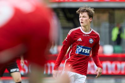 Silkeborg IF fandt først melodien, da William Kirk gjorde sit indtog i startopstillingen. Derfor er der heller ingen tvivl, da sportsredaktionen på Midtjyllands Avis skal udpege sæsonens gennembrud i SIF-regi.