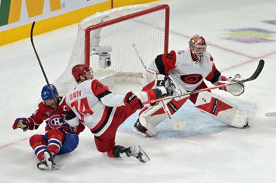 Frederik Andersen stod en kanonkamp i målet for Carolina Hurricanes natten til torsdag dansk tid.
