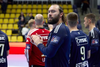 Nicolai Læsø er her i en europæisk kamp mod Montpellier Handball i 2024. Nu er han på klubjagt.