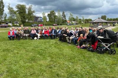 Det var en succes sidste år at rykke grundlovsfesten ned til kraftvarmeværket i Engesvang - så det har arrangørerne bestemt at gøre igen.