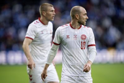 Christian Eriksen fik debut for Danmark i 2010 under Morten Olsen og spillede onsdag sin landskamp nummer 150 under Brian Riemer.