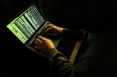 Hver tredje dansker har inden for en periode på tre år oplevet at få lækket personlige data, fremgår det af en ny YouGov-undersøgelse foretaget for forsikringsselskabet Gjensidige.