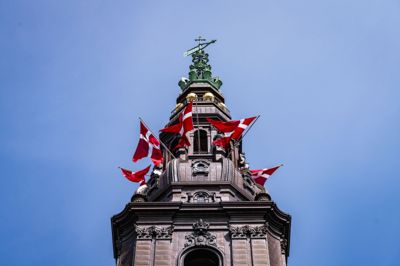 På grundlovsdag sidste år blev der flaget i tårnet på Christiansborg i København.