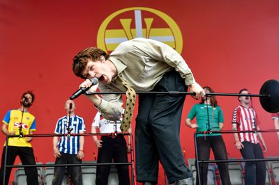 Mikkel Øster og resten af det lokale band Von Quar er aktuelle med debutalbummet »VQFF«.