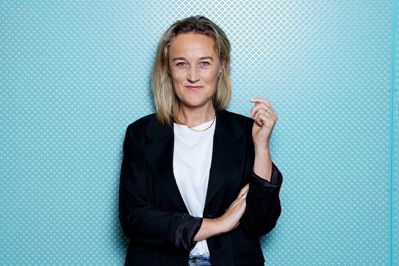 - Det særlige ved min opgave som nyhedsdirektør er, at vi i DR arbejder for alle danskerne - og kun for dem, siger public service-stationens nye nyhedsdirektør, Kirsten Marie Svendsen, i pressemeddelelsen.