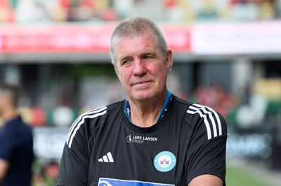 Kent Nielsen tiltrådte som cheftræner i SIF i sommeren 2019 og har sin tid i klubben både kunnet fejre oprykning, DM-bronzemedaljer og en pokaltitel.