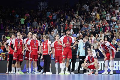 Aalborg-spillerne måtte rejse tomhændede fra Köln. Nordjyderne formåede i søndagens bronzekamp ikke at rejse sig efter en stor skuffelse lørdag.