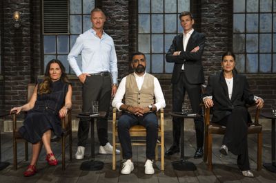 Louise Herping og Morten Larsen (begge yderst til venstre, red.) stopper som investorer i »Løvens hule«.