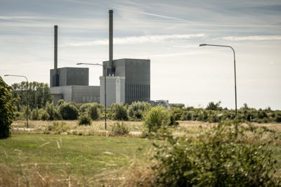 Det tidligere atomkraftværk i Barsebäck, også kaldet Barsebäckværket, blev udgjort af to reaktorer. Den sidste lukkede i 2005.