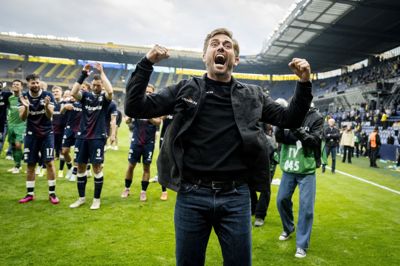 Succestræner Jakob Poulsen får onsdag sat navn på AGF's første modstander i Champions League-kvalifikationen.
