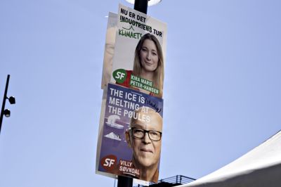 SF's medlemmer af Europa-Parlamentet Kira Marie Peter-Hansen og Villy Søvndal har sammen med partifælle Rasmus Nordqvist stemt nej i EU-Parlamentet til en lovpakke, der åbner for udrejsecentre uden for EU. Regeringskollegaen Christel Schaldemose (S) er modsat stolt af aftalen.