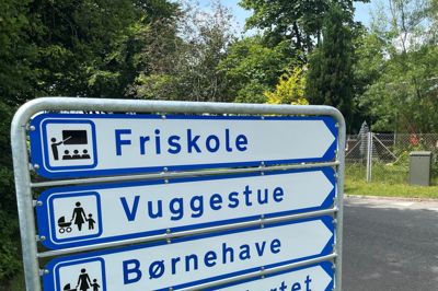 Friskoler som for eksempel Gludsted Friskole har både vuggestue og børnehave tilknyttet. Men det kniber med kommunale tilskud - især til vuggestuen.