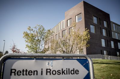 Et nævningeting bestående af seks lægdommere og tre juridiske dommere har mandag afsagt dom i Retten i Roskilde.