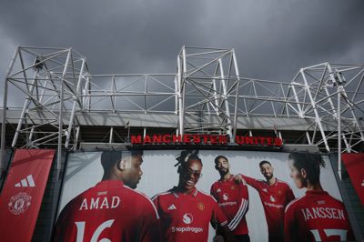 Manchester United har haft hjemmebane på Old Trafford i 115 år, men inden for en årrække skal klubben have et stadion med plads til 100.000.