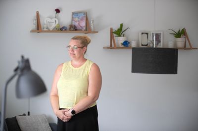 Jette Ingerslev har en tatovering på sin ene ankel af et par små fødder. Fødderne tilhører Sebastian, der døde kun fem måneder gammel.