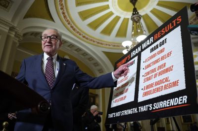 Demokraternes mindretalsleder i Senatet, Chuck Schumer, havde tvunget afstemningen igennem om krigen i Iran.