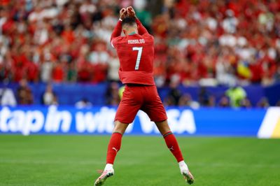 Cristiano Ronaldo fejrede sine mål med sin sædvanlige jubelscene.