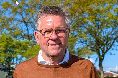 Ole Frandsen er turneringschef for DBU Jylland. De sidste op- og nedrykninger er først nu på plads i serierækkerne.