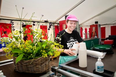 Birgitte Ringgaard Diget er en ganske rutineret hjælper til Riverboat. Siden hun var barn, har hun hjulpet til. I 2015 blev hun for første gang »boss« - eller pladskoordinator, om man vil.