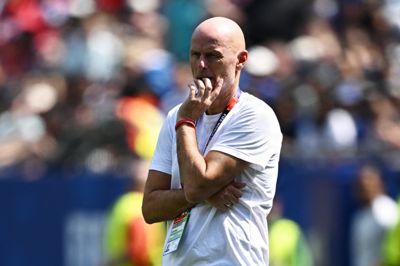 Ståle Solbakken fremhæver, at Norge med kampene mod Senegal og Frankrig var det land, der havde kortest tid mellem to kampe ved VM, og at der nu skal spilles 16.-delsfinale fire dage senere.