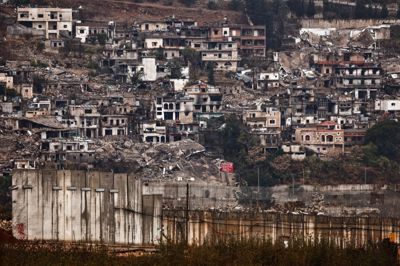 Israels militær har de seneste måneder bombet en række mål i det sydlige Libanon i jagten på den militante Hizbollah-gruppe, som er allieret med styret i Iran.