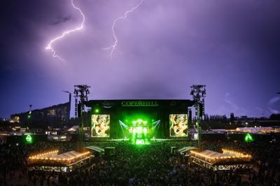 Kulturpas kan også bruges til koncerter og festivaller som Copenhell, hvor skybrud og tordenvejr afbrød Volbeats optræden lørdag.