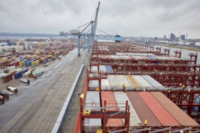 Danmark udgør i stigende grad et transitland for en del narkotika til Nordvesteuropa, og en betydelig del indsmugles via havne.