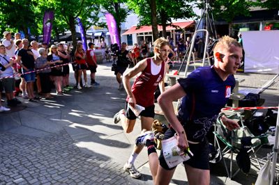 De mange danmarksmesterskaber blev afgjort på Hernings gader og stræder, hvor publikum kunne komme helt tæt på atleterne.