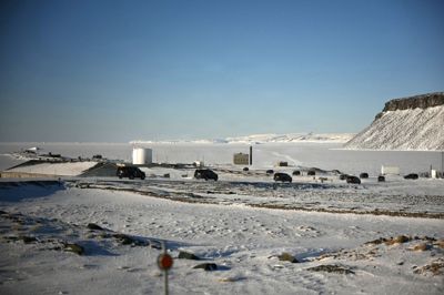 Pituffik Space Base, der tidligere var kendt som Thule-basen, er i øjeblikket USA's eneste militærbase i Grønland. Den er placeret på Grønlands nordvestlige kyst.