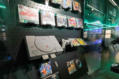 Lige siden den første PlayStation-konsol har der været produceret fysiske spildiske, men det udfases fra 2028.
