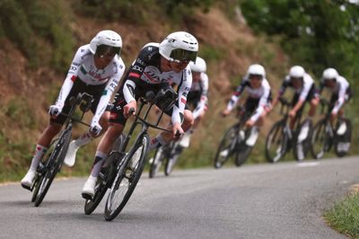 Holdene havde mulighed for at træne holdtidskørsel i etapeløbet Tour Auvergne-Rhone-Alpes, der for første gang i otte år havde disciplinen på programmet.