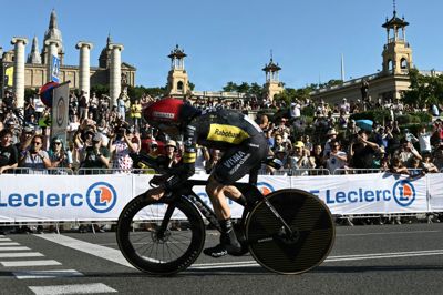 Jonas Vingegaard og Visma var flyvende på holdtidskørslen i Barcelona.
