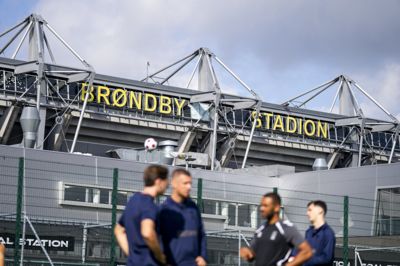 Brøndby præsenterede onsdag en ny kommerciel direktør, og det bliver Martin Sahlertz.