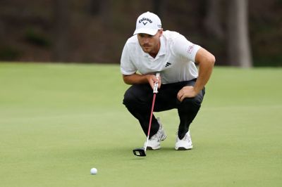Rasmus Højgaard havde tur i den på banen i Skotland. Efter første runde er han delt nummer et i Scottish Open.