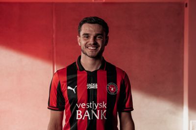 Kjell Wätjen er klar til at spille for de sort-røde farver efter hele 11 år i Borussia Dortmund med et enkelt lejemål undervejs.