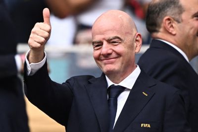 Præsidenten for Det Internationale Fodboldforbund (Fifa), Gianni Infantino, ønsker at udvide fremtidige verdensmesterskaber, så endnu flere lande kan deltage. Ved dette VM har 48 lande deltaget, hvilket er en del flere end de blot 32 nationer, der deltog i VM 2022 i Qatar.