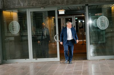 Udenrigsministeriet følger sagen i Laos tæt, beretter man.