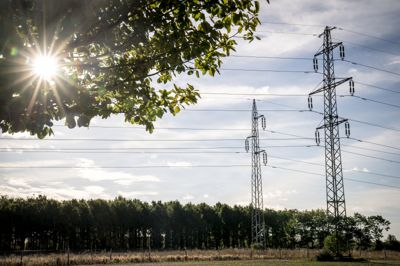 EU-direktivet gælder virksomheder inden for samfundskritiske sektorer såsom transport, energi, bank, sundhed og drikkevand.
