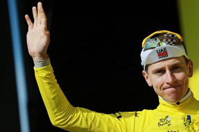 Tadej Pogacar nærmer sig sin femte samlede sejr i Tour de France.