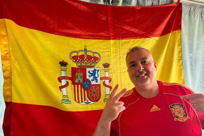 Arthur Rasmussen Vidals mor på 86 år er bosat i Spanien som den øvrige familie på moderens side.