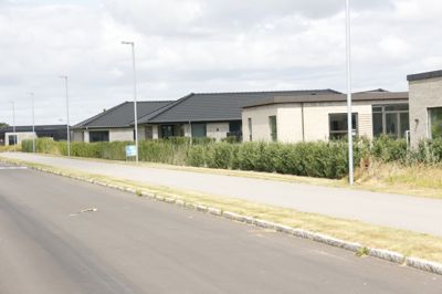 Den nu fængslede mand trængte tidligt onsdag morgen ind på et børneværelse hos en sovende familie på Helstrupvænget. Manden, der angiveligt også har forsøgt indbrud i både Vildbjerg, Timring og Herning, er en kendt indbrudstyv med mange tidligere domme.