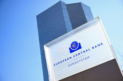 Målet for ECB er at holde inflationen omkring 2,0 procent. Bliver inflationen for høj, kan renteforhøjelser være med til at dæmpe den.
